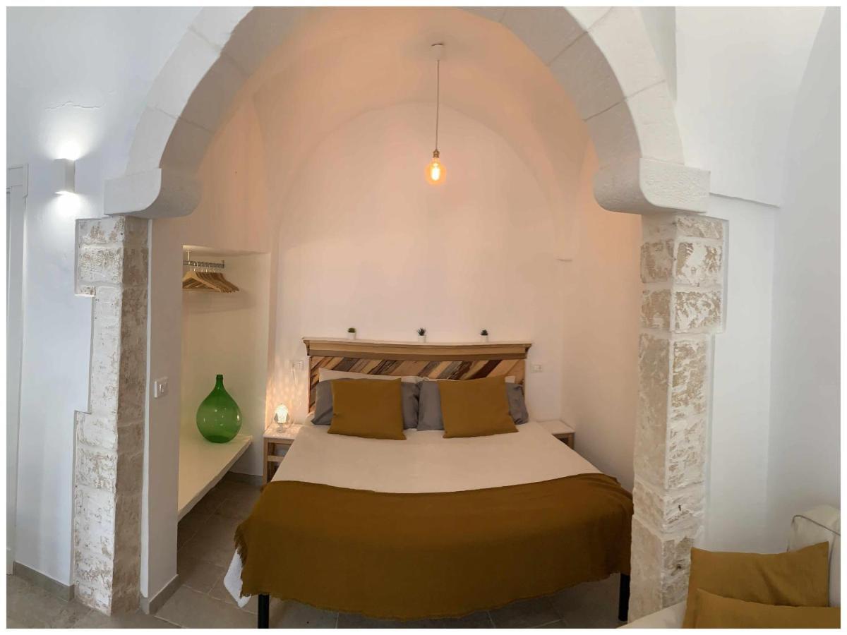 White Stone Flats & Studios Ostuni Dış mekan fotoğraf