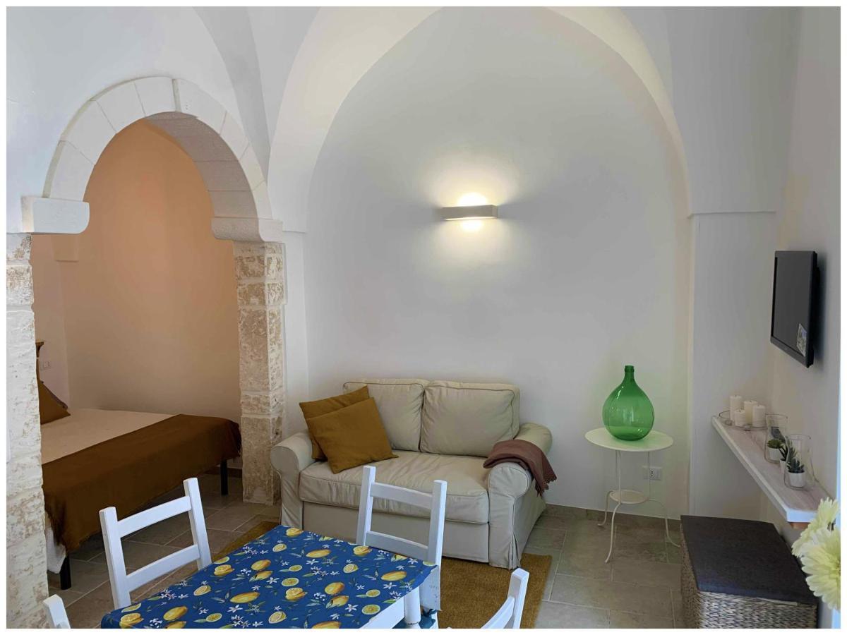 White Stone Flats & Studios Ostuni Dış mekan fotoğraf