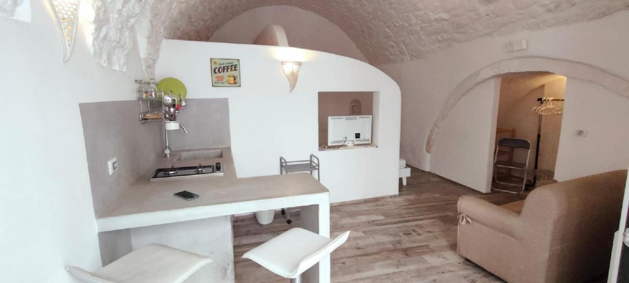White Stone Flats & Studios Ostuni Dış mekan fotoğraf